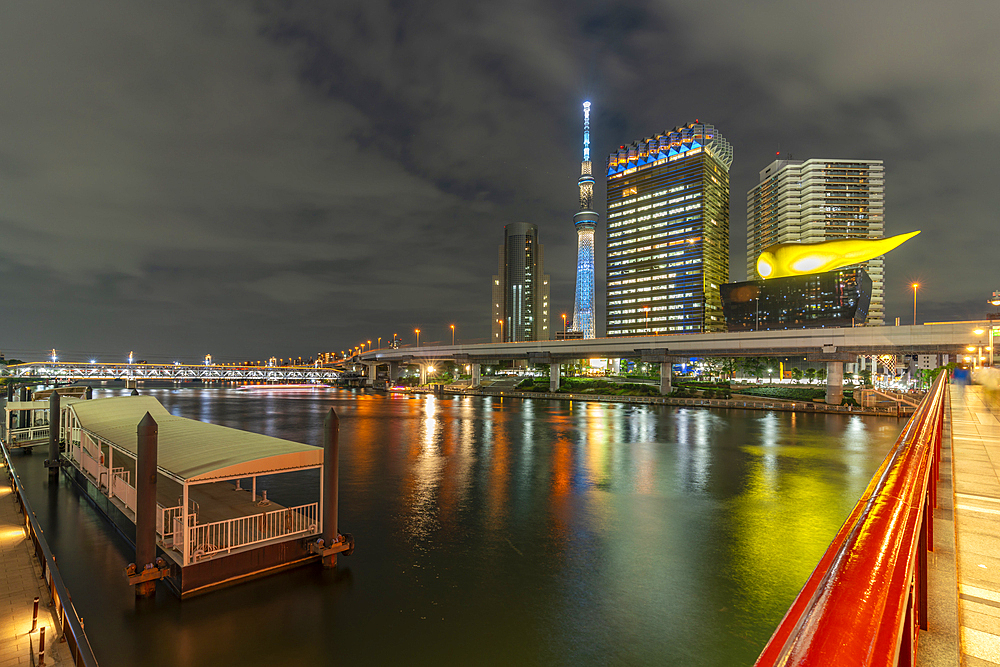 View of Tokyo Skytree, Azuma Bridge and Sumida River at night, Asakusa, Taito City, Tokyo, Japan, Asia