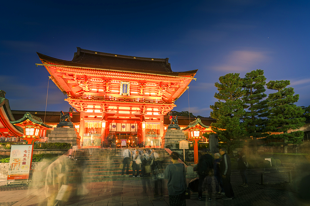 View of Kyoto's Fushimi Inari Shrine at dusk, Fukakusa Yabunouchicho, Fushimi Ward, Kyoto, Honshu, Japan