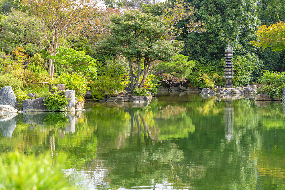 View of Shōseien Garden during early Autumn, Kyoto, Shimogyo Ward, Higashitamamizucho, Japan, Asia