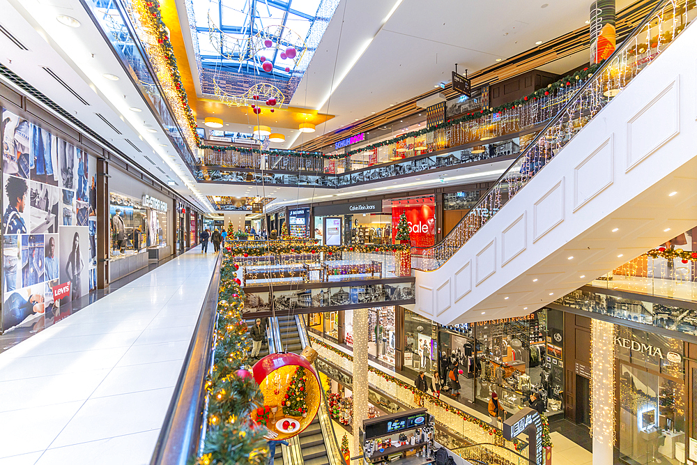 View of interior of the Mall of Berlin at Christmas, Mitte, Berlin, Germany, Europe