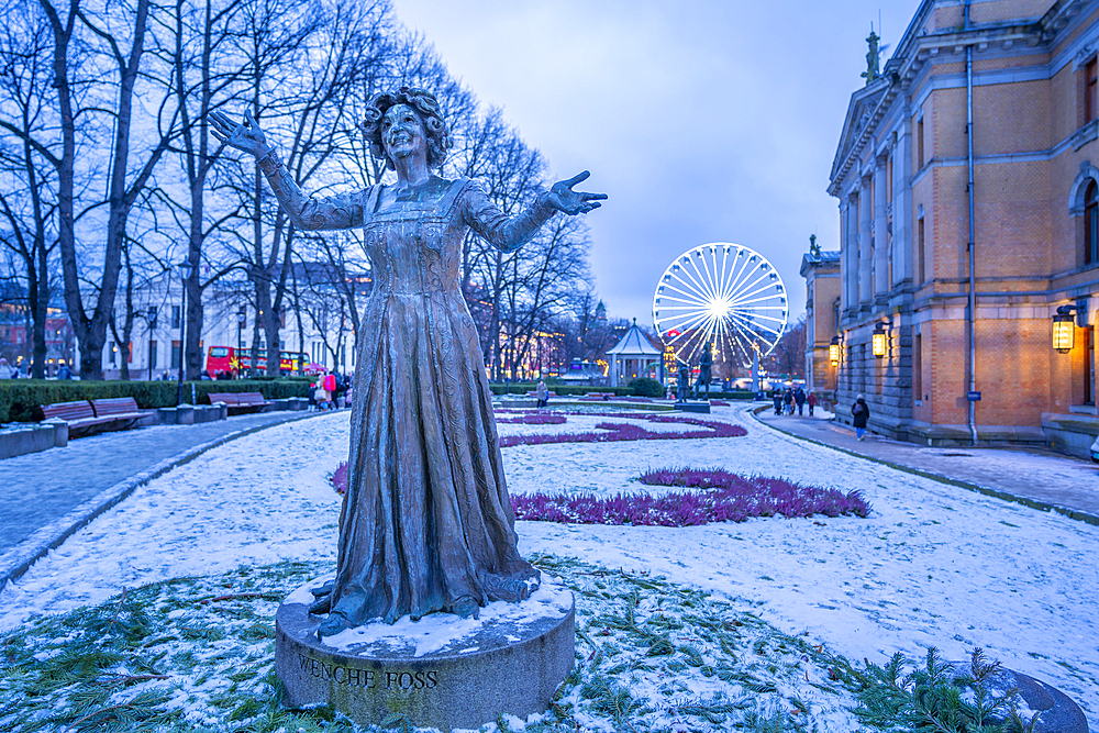 View of Wenche Foss sculpture in Studenterlunden Park during winter, Oslo, Norway, Scandinavia, Europe