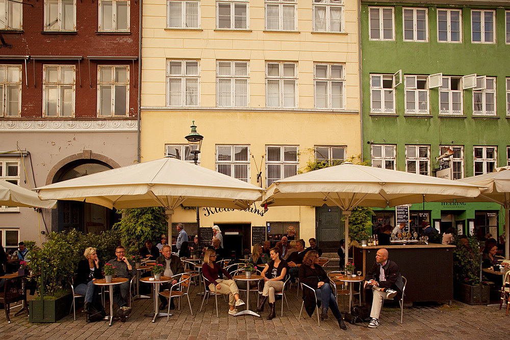 Restaurants, Nyhavn, Copenhagen, Denmark, Scandinavia, Europe