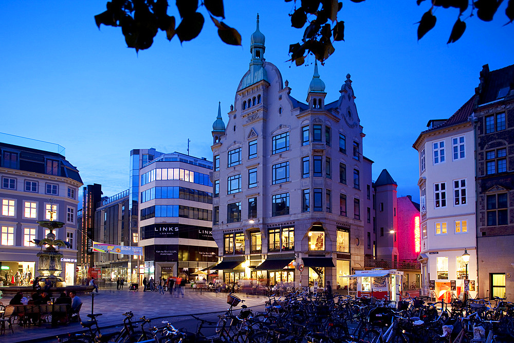 Restaurants at dusk, Armagertorv, Copenhagen, Denmark, Scandinavia, Europe