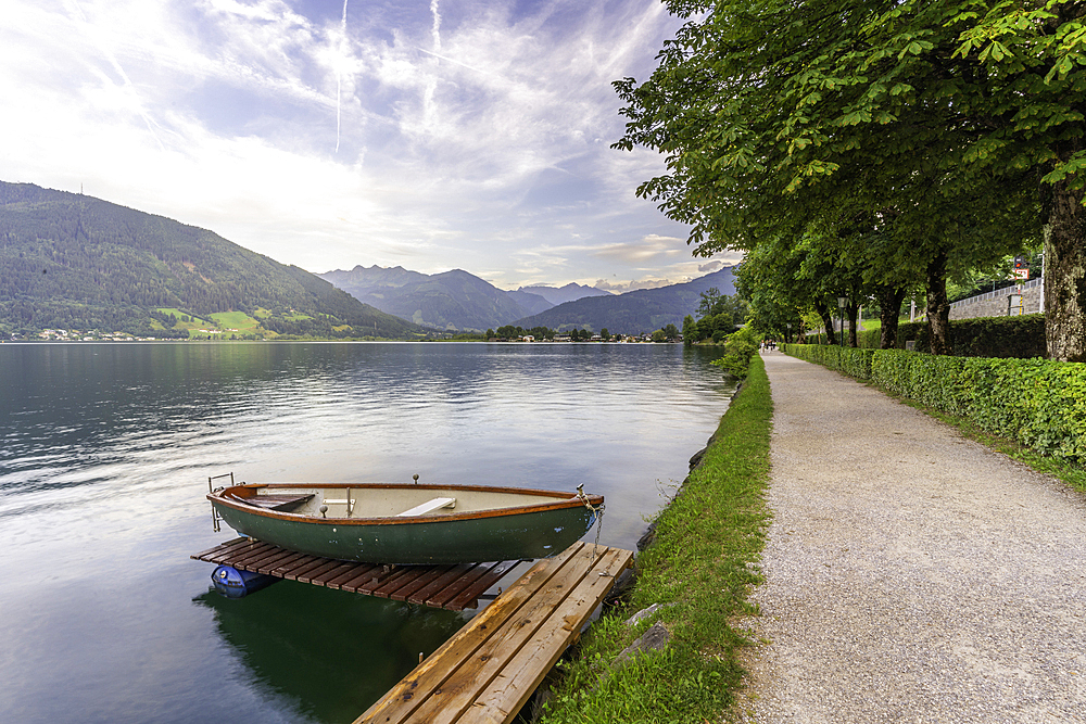 View of mountains and Lake Zell during golden hour, Zell am See, Salzburg, Austria, Europe