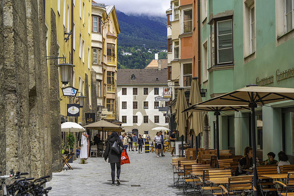 View of cafes in the old town of Innsbruck on a sunny day in summer, Innsbruck, Tyrol Region, Austria, Europe