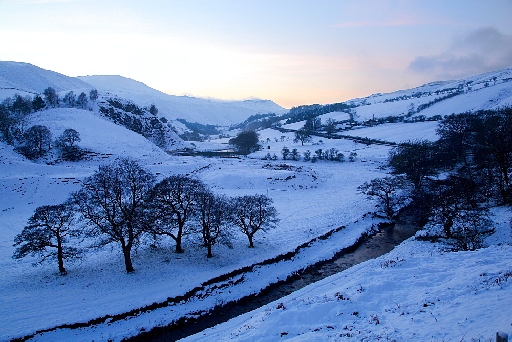 Snow scene on Snake Pass, Peak District National Park, Derbyshire, England, United Kingdom, Europe