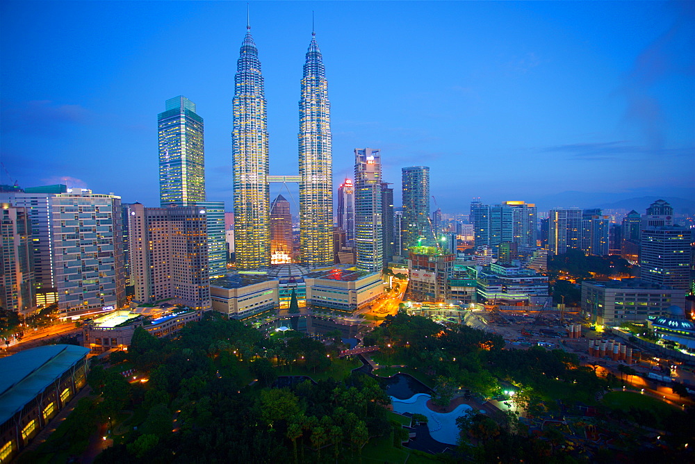 Petronas Towers at night, Kuala Lumpur, Malaysia, Southeast Asia, Asia