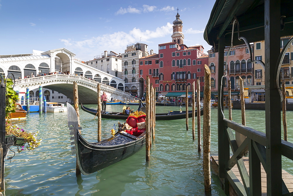 Rialto Bridge, Venice, UNESCO World Heritage Site, Veneto, Italy, Europe