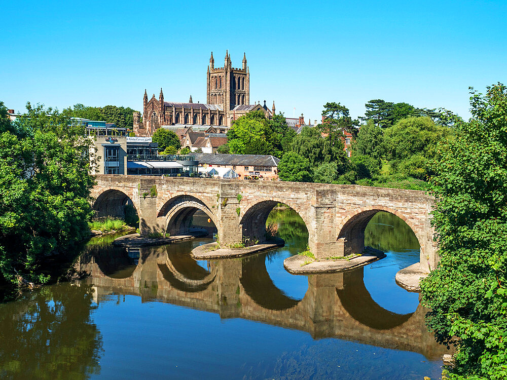 Wye Bridge and Hereford Cathedral, Hereford, Herefordshire, England, United Kingdom, Europe