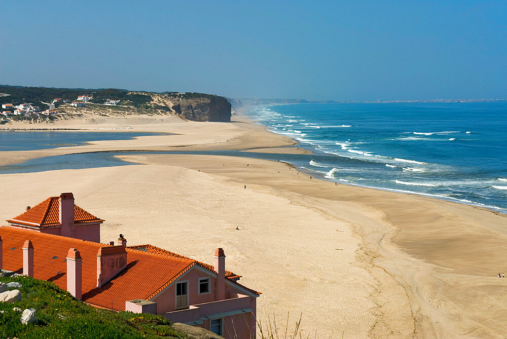 View over Atlantic sea beach, Foz de Arelho, Estremadura, Portugal, Europe