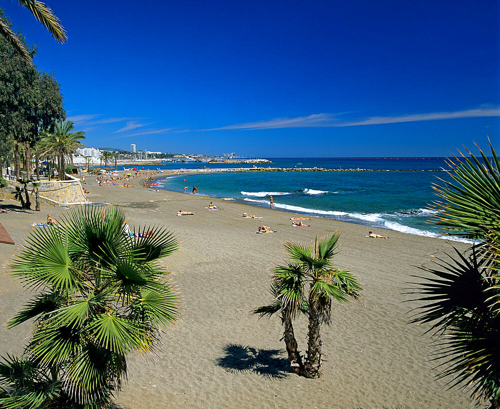 View along beach, Marbella, Costa del Sol, Andalucia, Spain, Mediterranean, Europe