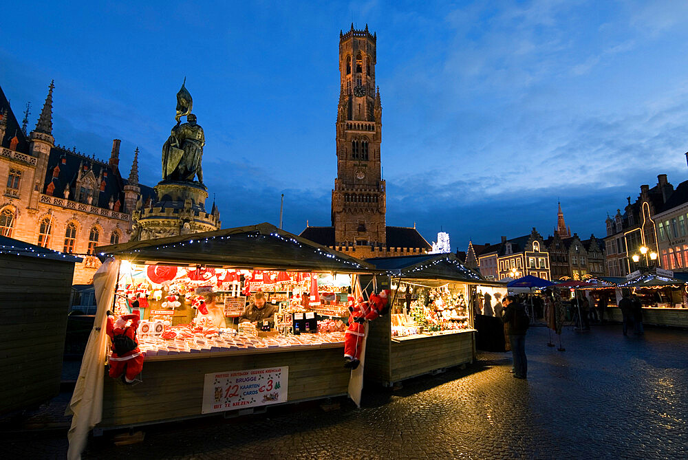 Christmas Market in the Market Square with Belfry behind, Bruges, West Vlaanderen (Flanders), Belgium, Europe