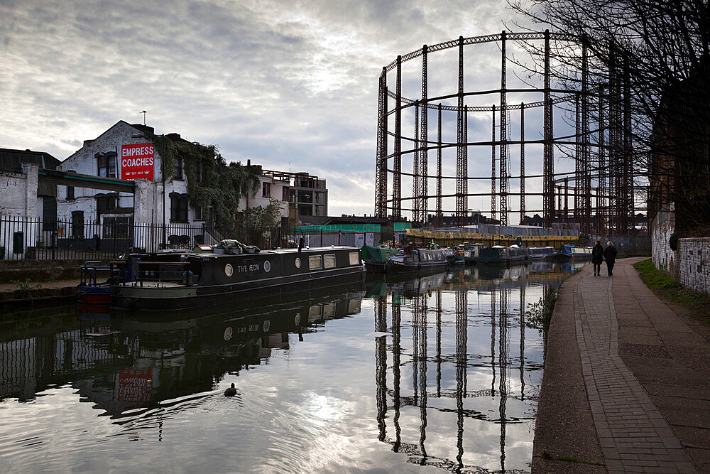 Grand Union Canal, Hackney, London, England, United Kingdom, Europe