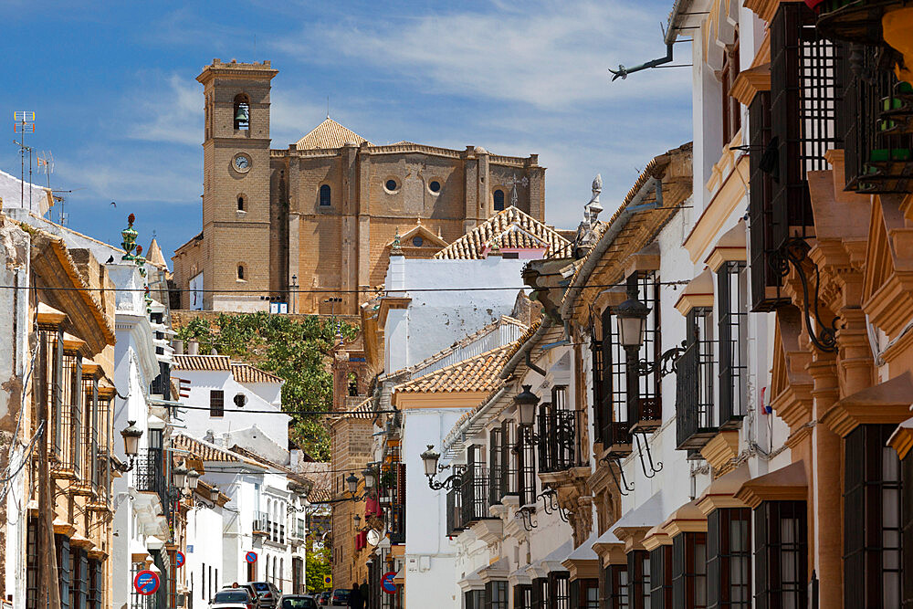 Renaissance houses and 16th century La Colegiata, Osuna, Andalucia, Spain, Europe