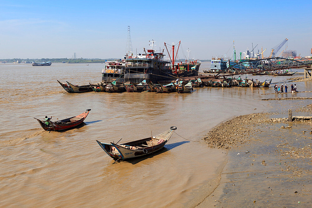 Yangon river front and ferries, Botataung area, Yangon (Rangoon), Yangon Region, Myanmar (Burma), Asia