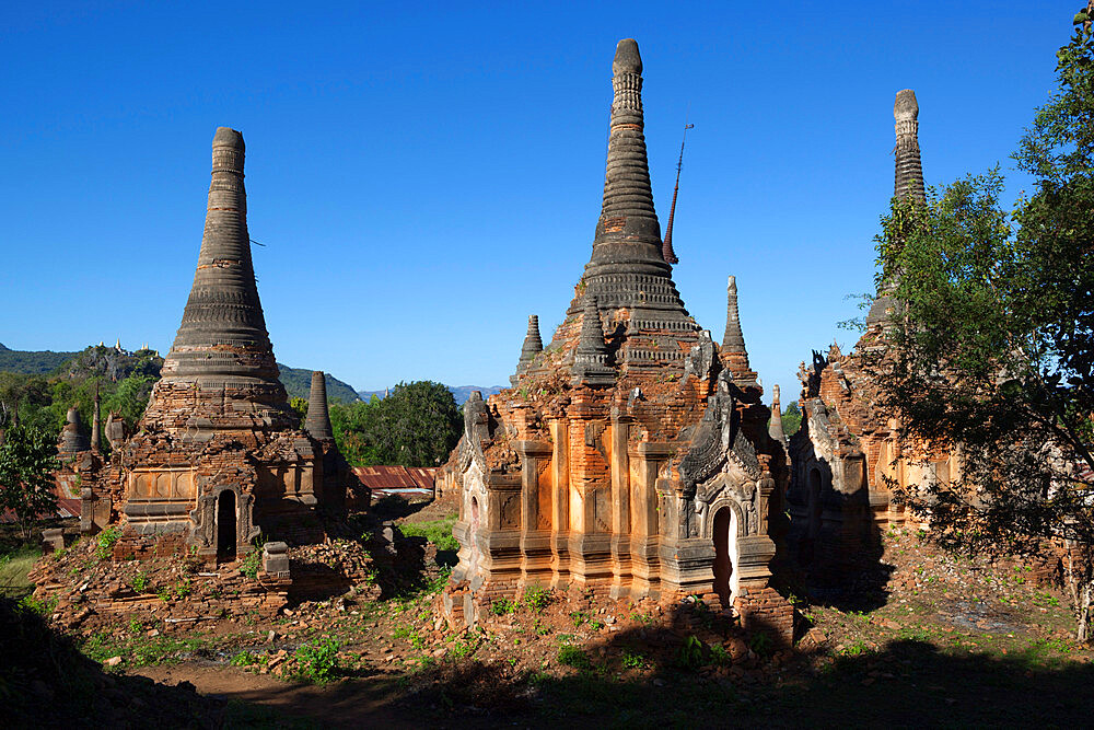 Shwe Inn Thein Pagoda, containing 1054 17th and 18th century Zedi, Inle Lake, Shan State, Myanmar (Burma), Asia