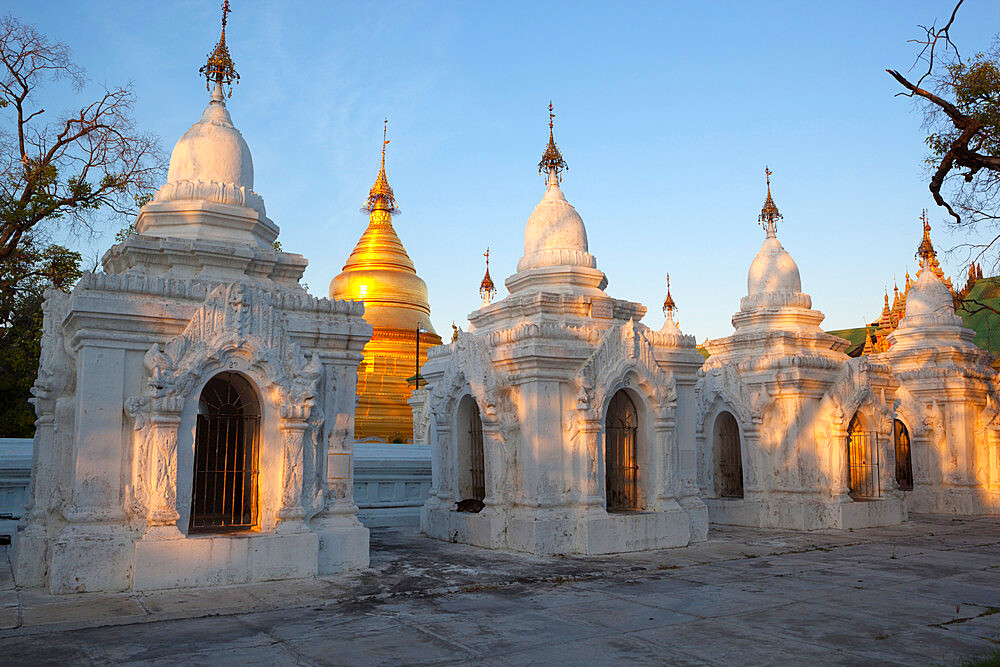 The World's largest book, stupas housing 729 text-inscribed marble slabs, Mandalay, Myanmar (Burma), Asia