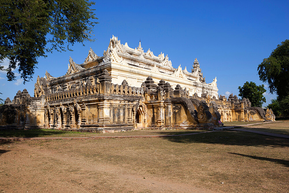 Mahar Aung Mye Bon San Monastery built in 1822, Inwa, near Mandalay, Myanmar (Burma), Asia