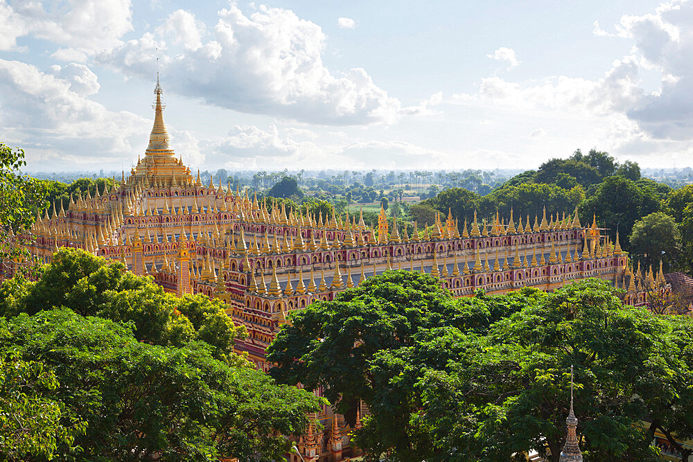 Thanboddhay Paya (pagoda) with rows of gilt mini-stupas on roof, near Monywa, Monywa Region, Myanmar (Burma), Asia