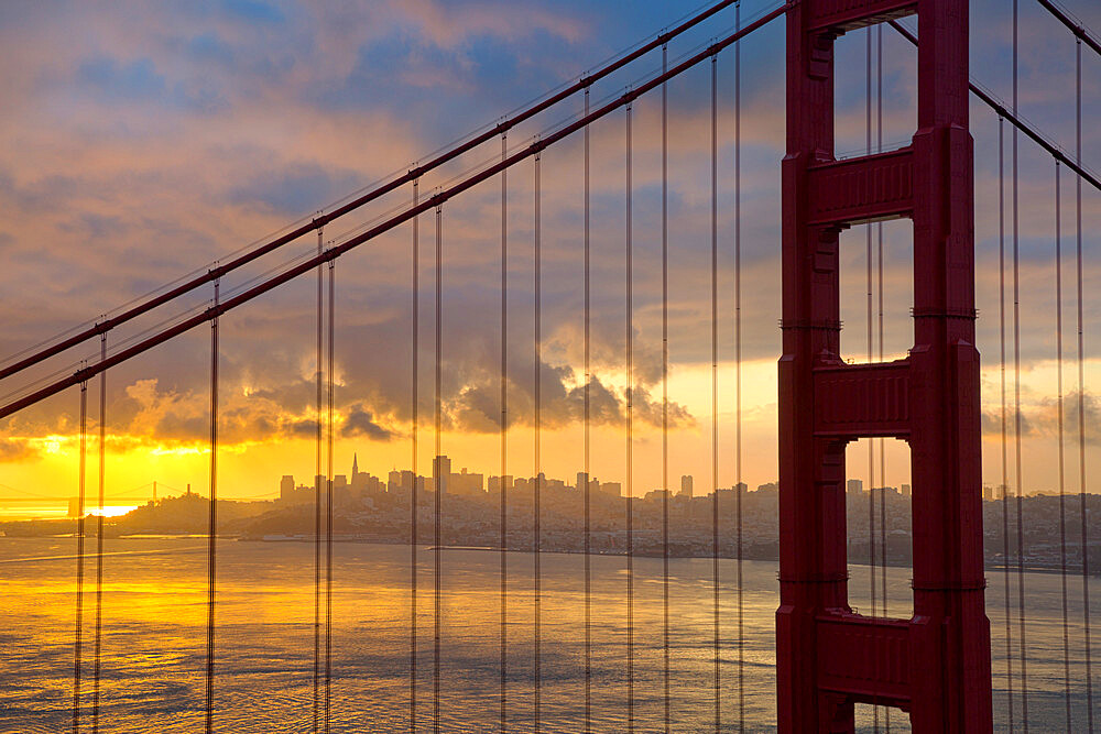 Golden Gate Bridge at sunrise, San Francisco, California, United States of America, North America