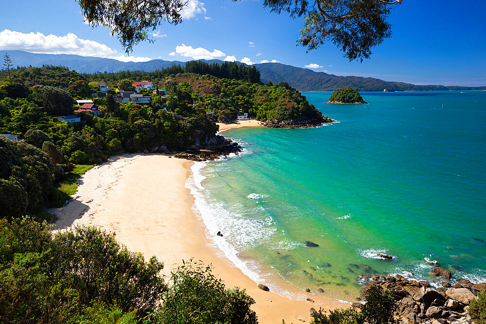 Breaker Bay and Honeymoon Bay from Kaka Lookout, Kaiteriteri, Nelson region, South Island, New Zealand, Pacific