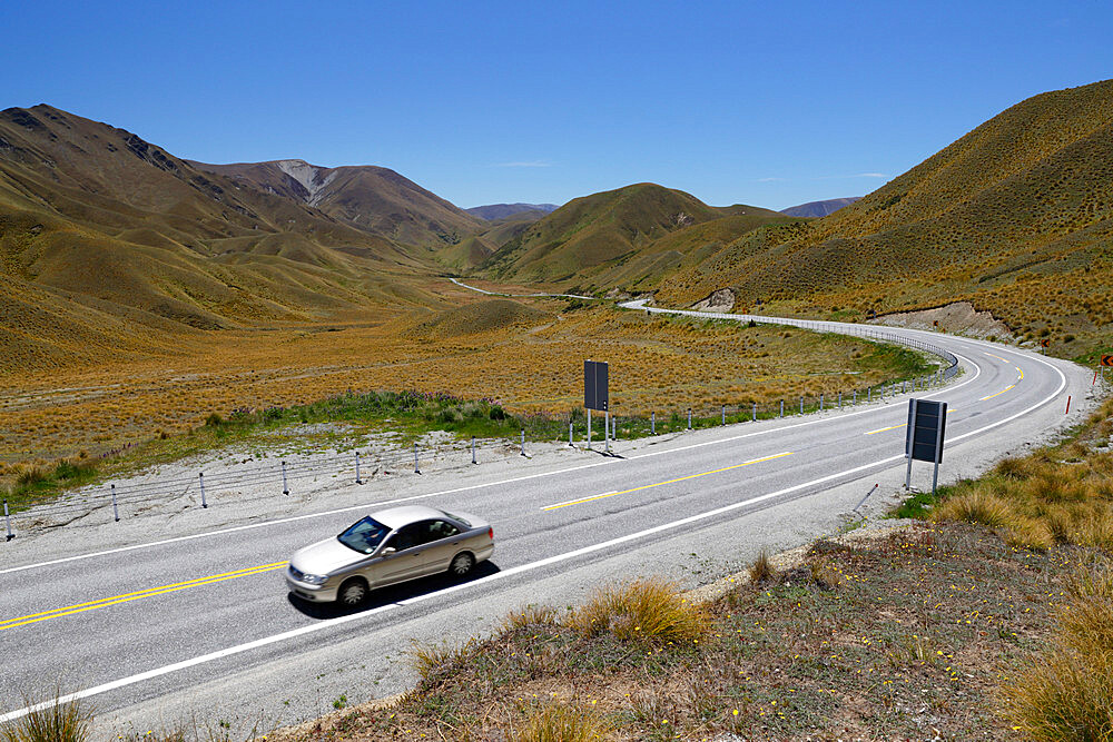 Lindis Pass, near Omarama, Otago, South Island, New Zealand, Pacific