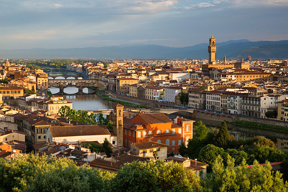 View over Florence with the Ponte Vecchio and Palazzo Vecchio from Piazza Michelangelo, Florence, UNESCO World Heritage Site, Tuscany, Italy, Europe