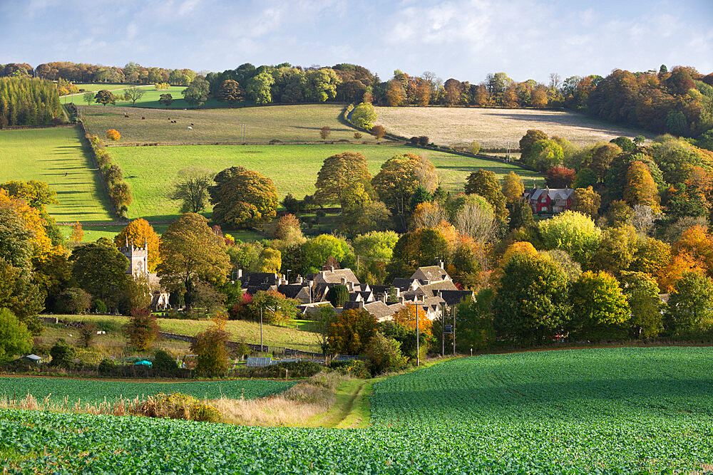 Village in autumn, Upper Slaughter, Cotswolds, Gloucestershire, England, United Kingdom, Europe