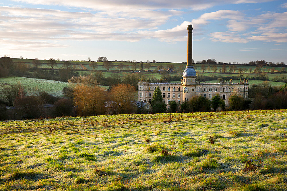 Bliss Mill on frosty morning, Chipping Norton, Cotswolds, Oxfordshire, England, United Kingdom, Europe