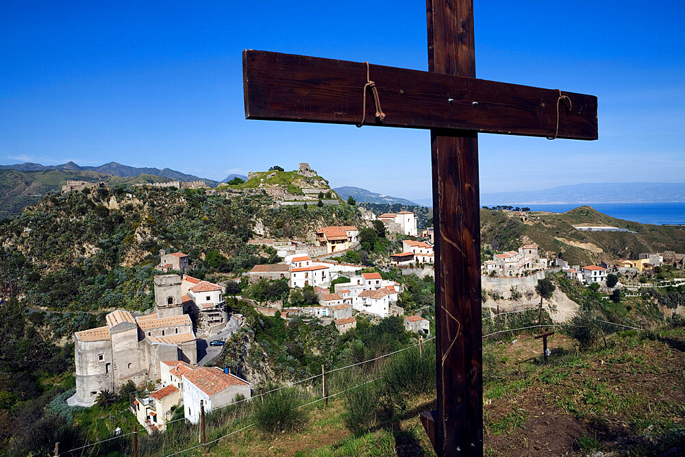 View over village used as set for filming The Godfather, Savoca, Sicily, Italy, Europe