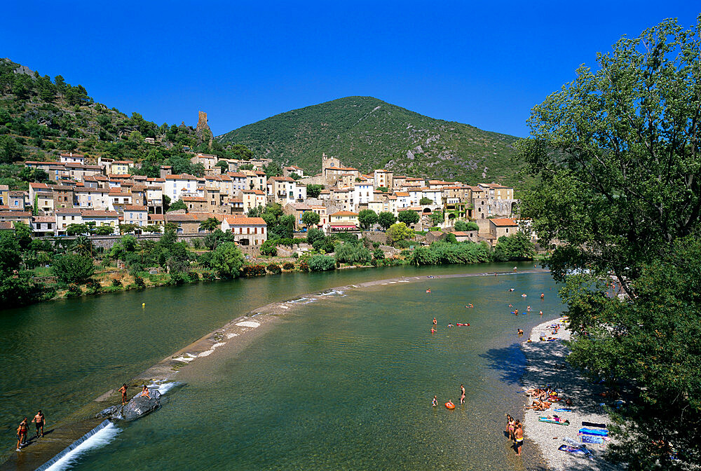 Village on the Orb River, Roquebrun, Herault department, Languedoc-Roussillon, France, Europe