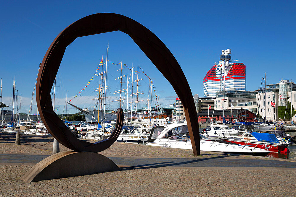 Lilla Bommen harbour and the Goteborgs-Utkiken building, Gothenburg, West Gothland, Sweden, Scandinavia, Europe