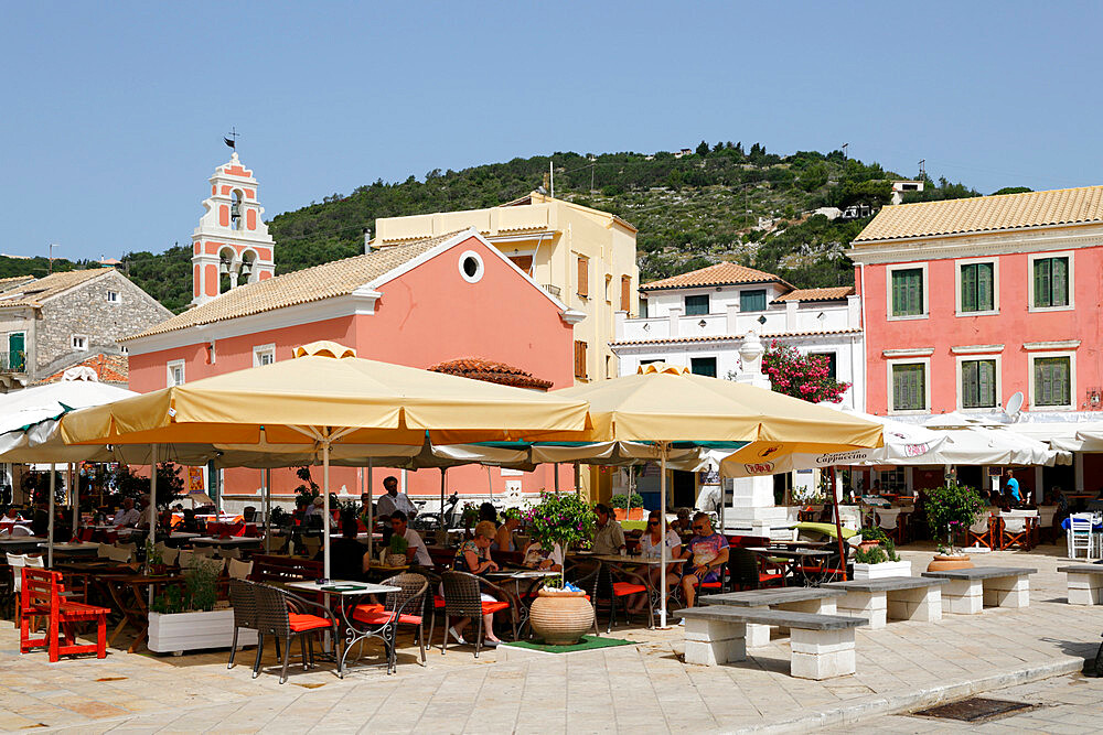 Cafes and restaurants in main square of Gaios town, Paxos, Ionian Islands, Greek Islands, Greece, Europe