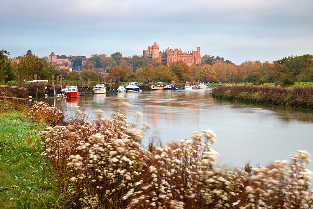 Arundel Castle on the River Arun at sunrise in autumn, Arundel, West Sussex, England, United Kingdom, Europe