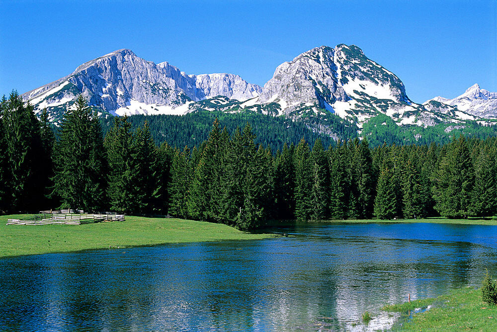 Durmitor mountain range, near Zabljak, Durmitor National Park, UNESCO World Heritage Site, Tramontana, Montenegro, Europe