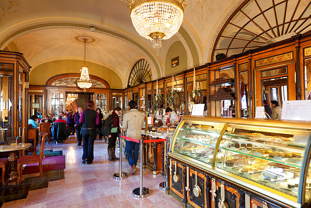 Interior of fashionable Cafe Gerbeaud, Vorosmarty Ter, Budapest, Central Hungary, Hungary, Europe