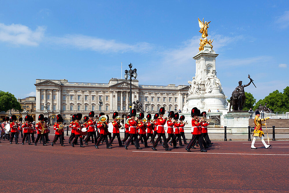 Band of the Coldstream Guards marching past Buckingham Palace during the rehearsal for Trooping the Colour, London, England, United Kingdom, Europe