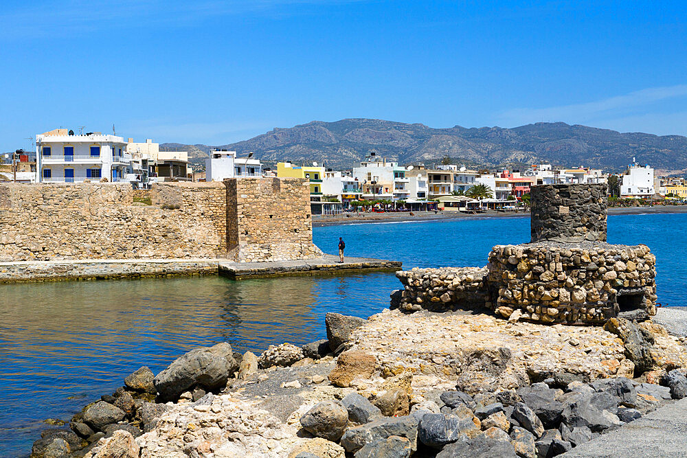 Sea front and Venetian fortress, Ierapetra, Lasithi region, Crete, Greek Islands, Greece, Europe