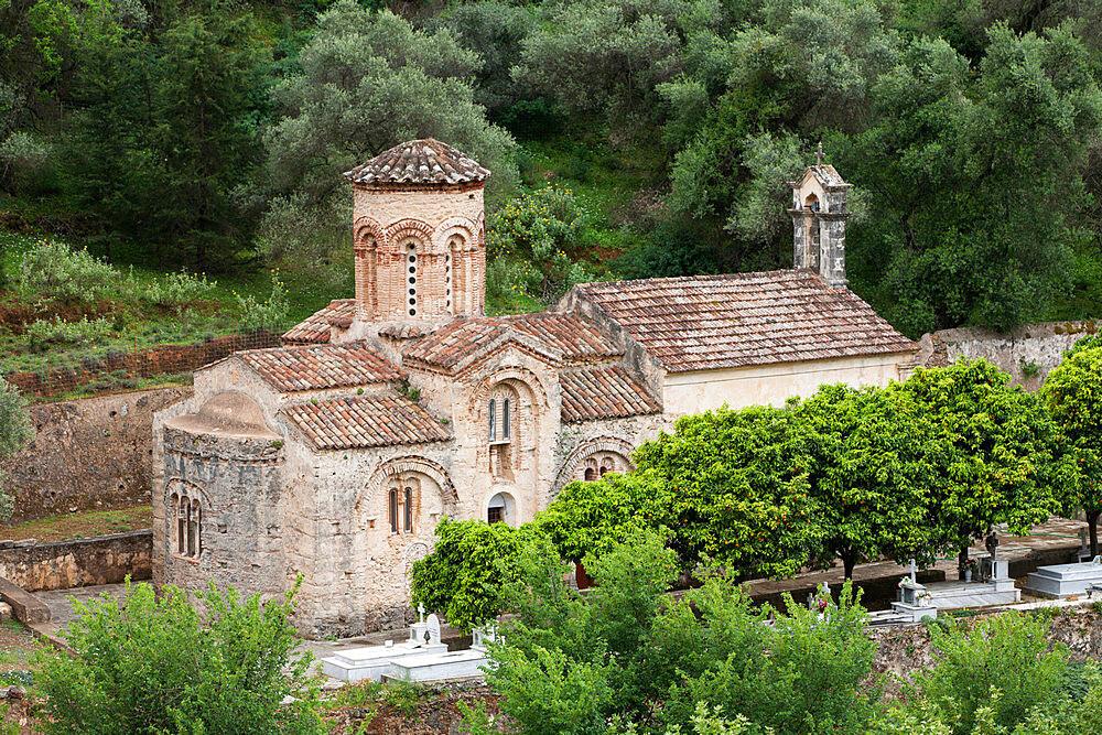 Ayios Nikolaos Byzantine church, near Samonas, White Mountains (Lefka Ori), Chania region, Crete, Greek Islands, Greece, Europe