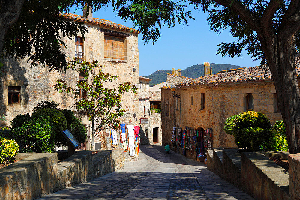 Boutiques in old town, Pals, Costa Brava, Catalonia, Spain, Europe