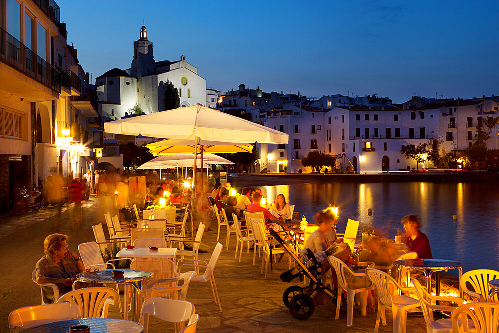 Cafe on harbour, Cadaques, Costa Brava, Catalonia, Spain, Mediterranean, Europe