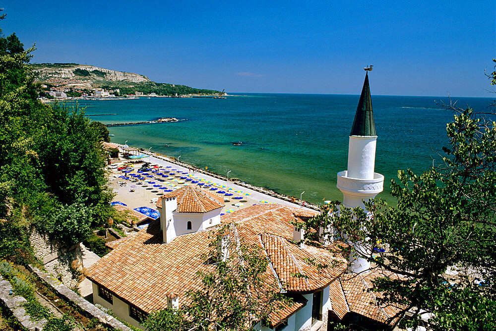 View over the Quiet Nest villa and minaret, Palace of Queen Marie, Balchik, Black Sea coast, Bulgaria, Europe