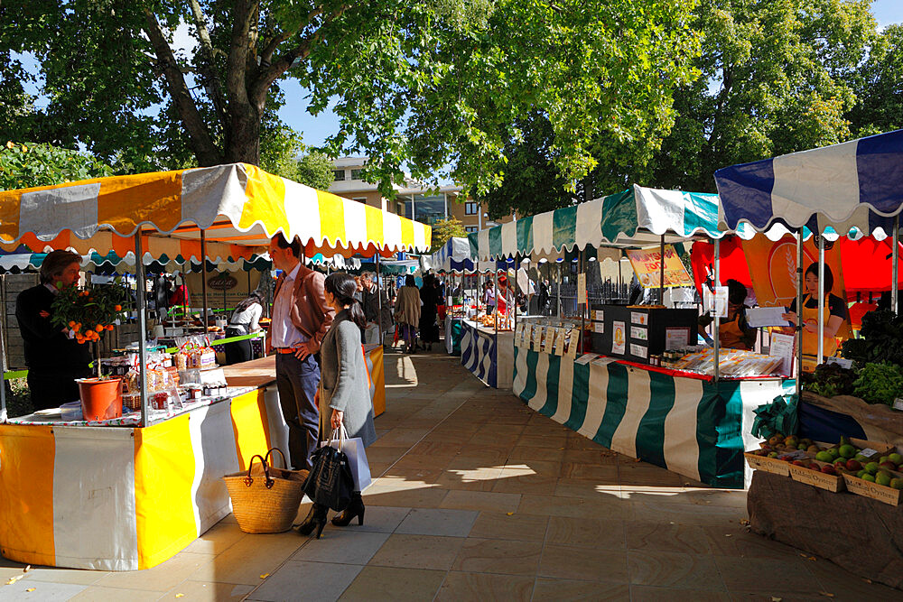 Saturday farmers market, Duke of York Square, King's Road, Chelsea, London, England, United Kingdom, Europe