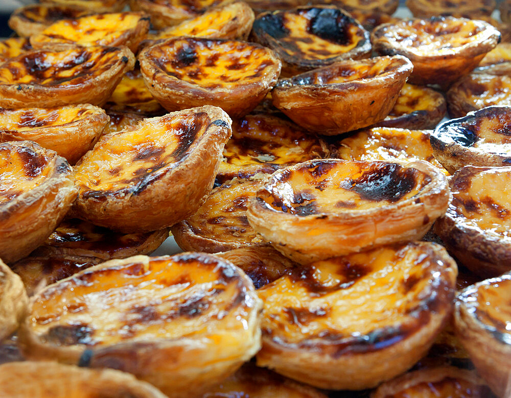 Traditional Portuguese pasteis de nata (Custard tarts), Lisbon, Portugal, Europe