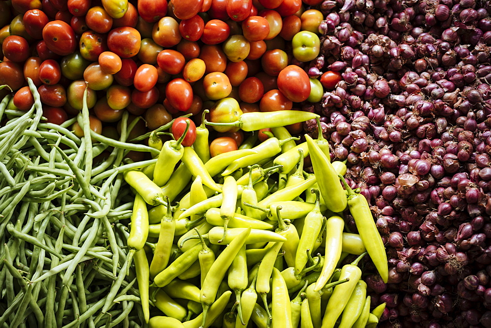 Vegetables on display in Jaffna Market, Jaffna, Northern Province, Sri Lanka, Asia