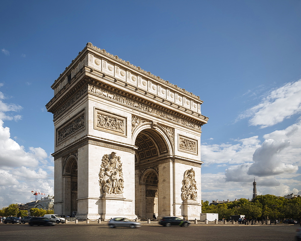 Arc de Triomphe de l'Etoile, Paris, Ile-de-France, France, Europe