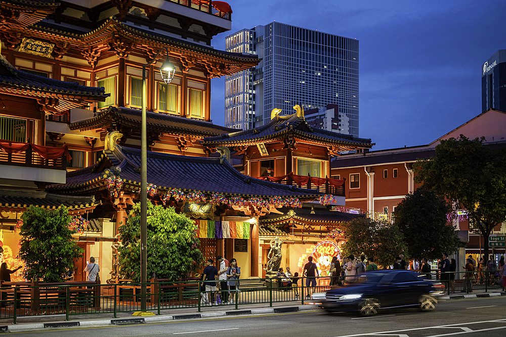 Exterior of Buddha Tooth Relic Temple, Chinatown, Central Area, Singapore, Southeast Asia, Asia