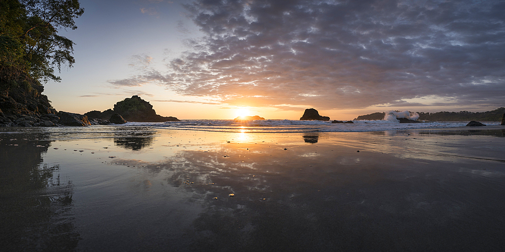 Manuel Antonio Beach, Manuel Antonio National Park, Puntarenas Province, Costa Rica, Central America