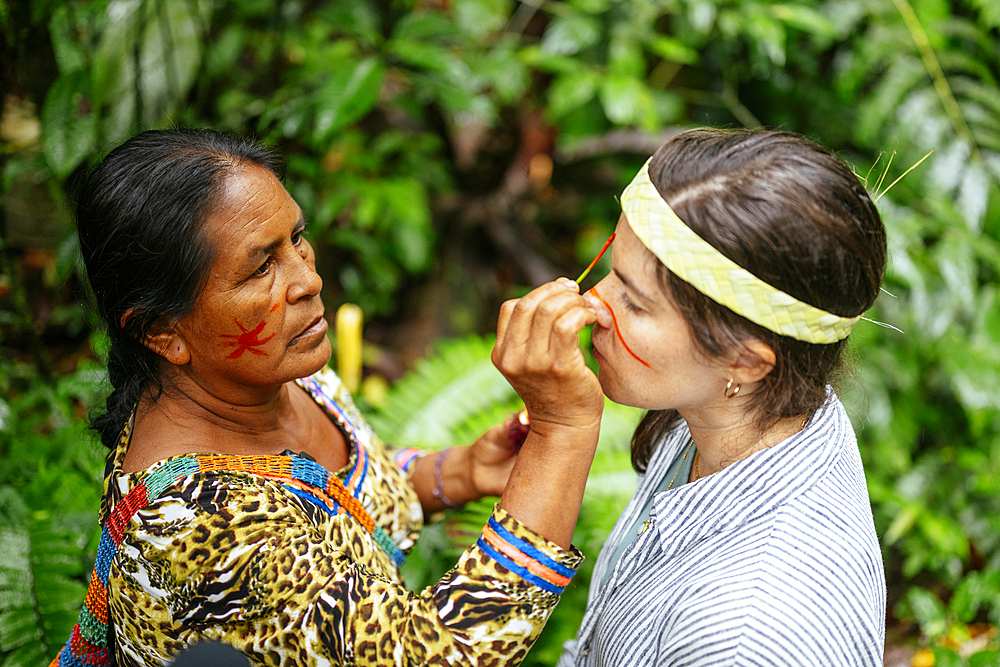 Face painting ritual, Sinchi Warmi, Amazonia, Napo Province, Ecuador