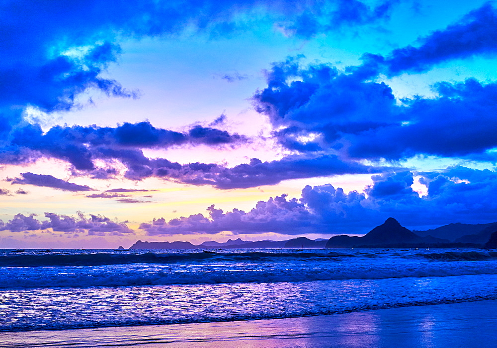 Amazing twilight on Selong Belanak Beach, Lombok, Indonesia, Southeast Asia, Asia